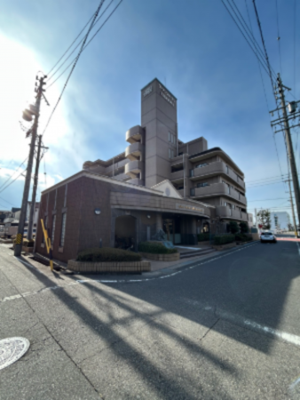 安城市三河安城南町、マンションの外観画像です