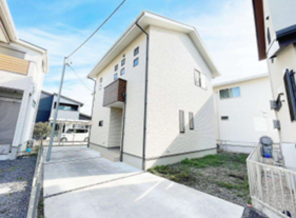 安城市東町、中古一戸建ての外観画像です