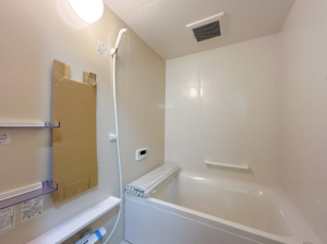 安城市三河安城本町、マンションの風呂画像です