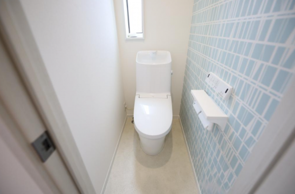 安城市美園町、新築一戸建てのトイレ画像です