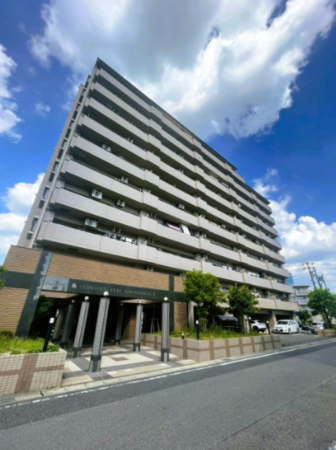 安城市桜町、マンションの外観画像です