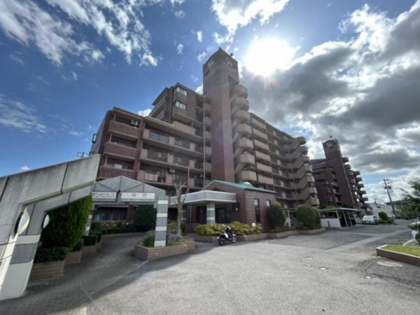 安城市今池町、マンションの外観画像です