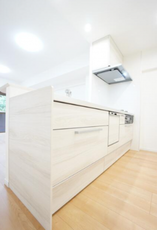 安城市今池町、マンションのキッチン画像です