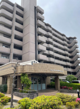 安城市三河安城町、マンションの外観画像です