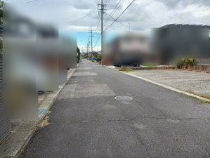 安城市里町、土地の前面道路を含む現地写真画像です