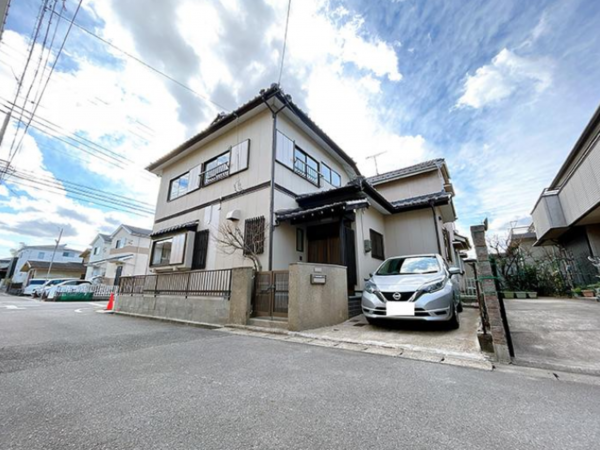 安城市小川町、中古一戸建ての外観画像です