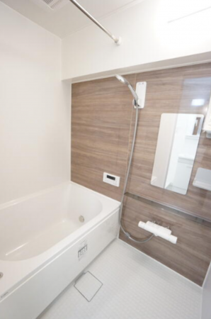 安城市美園町、マンションの風呂画像です