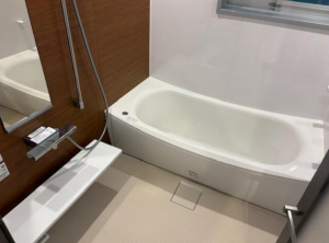 安城市末広町、マンションの風呂画像です