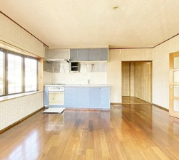 安城市里町、中古一戸建てのキッチン画像です