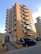 安城市東栄町、マンションの外観画像です