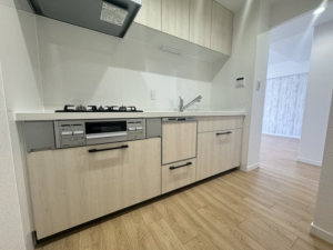 安城市東栄町、マンションのキッチン画像です