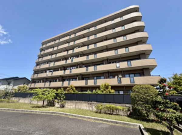 安城市東栄町、マンションの外観画像です