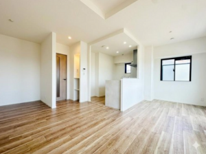 安城市小堤町、マンションの居間画像です