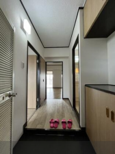 堺市堺区七道西町、マンションの玄関画像です