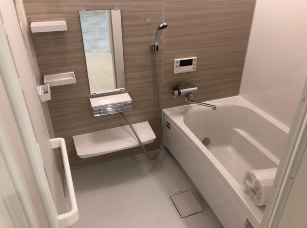 堺市堺区榎元町、マンションの風呂画像です