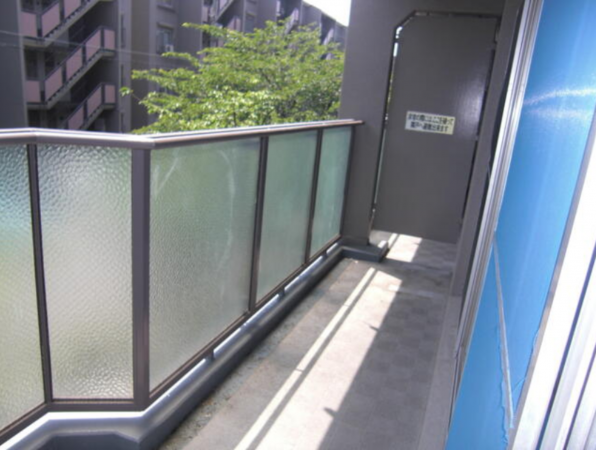 堺市堺区七道西町、マンションのバルコニー画像です
