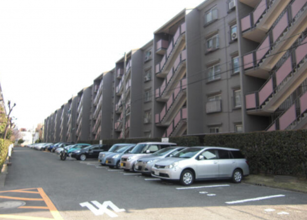 堺市堺区七道西町、マンションの外観画像です