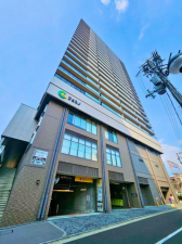 堺市堺区、マンションの外観画像です