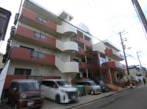 堺市堺区南清水町、マンションの外観画像です