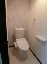 堺市堺区南清水町、マンションのトイレ画像です