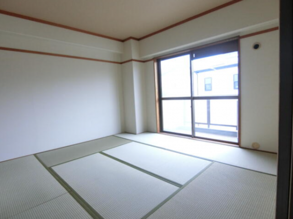 堺市堺区南清水町、マンションの内装画像です