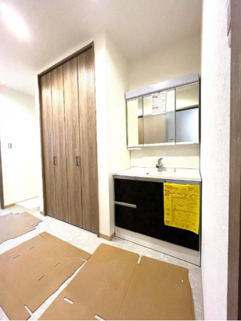 堺市堺区三条通、新築一戸建ての洗面画像です