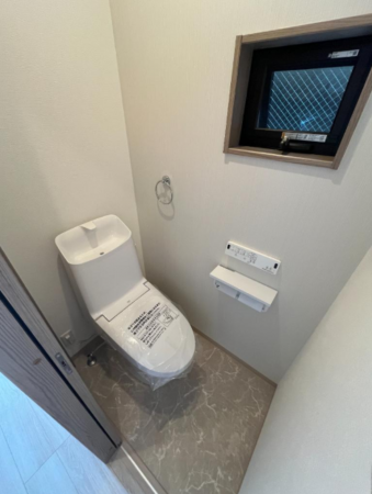 堺市堺区三条通、新築一戸建てのトイレ画像です