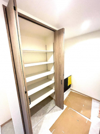 堺市堺区三条通、新築一戸建ての内装画像です