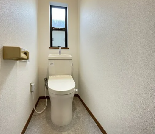 堺市堺区寺地町東、中古一戸建てのトイレ画像です