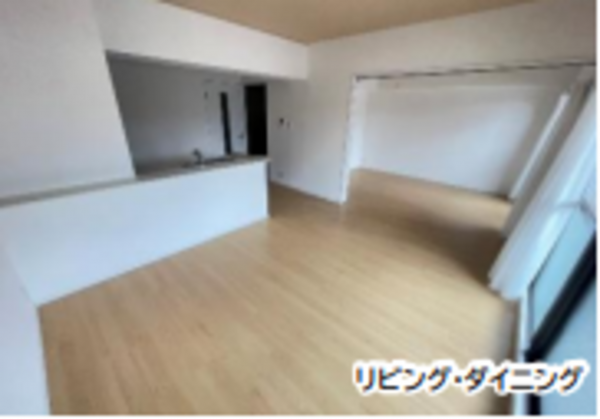 堺市堺区中之町西、マンションの居間画像です