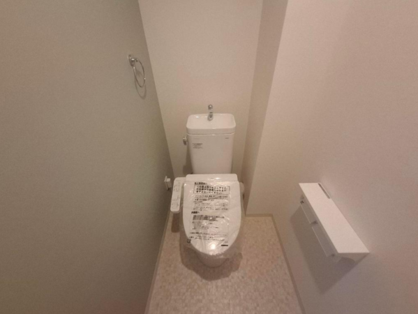 堺市堺区戎島町、マンションのトイレ画像です