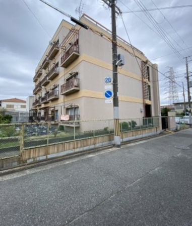 堺市堺区緑ヶ丘中町、マンションの外観画像です