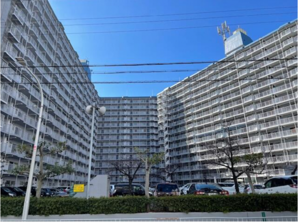 堺市堺区大浜北町、マンションの外観画像です