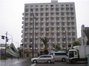 堺市堺区竜神橋町、マンションの外観画像です