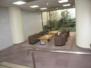 堺市堺区竜神橋町、マンションのエントランス画像です