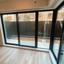 堺市堺区榎元町、マンションのバルコニー画像です