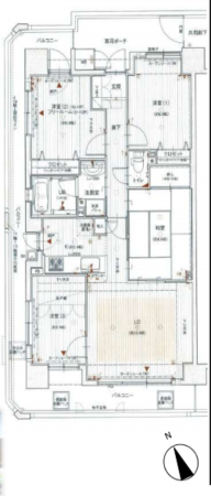 堺市堺区向陵中町、マンションの間取り画像です