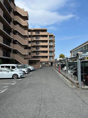 堺市堺区東湊町、マンションの外観画像です