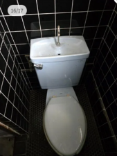 堺市堺区大浜北町、中古一戸建てのトイレ画像です