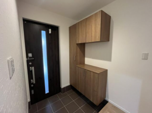 堺市堺区、中古一戸建ての玄関画像です