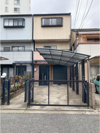 堺市堺区五月町、中古一戸建ての外観画像です