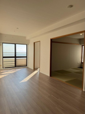 堺市堺区田出井町、マンションの内装画像です