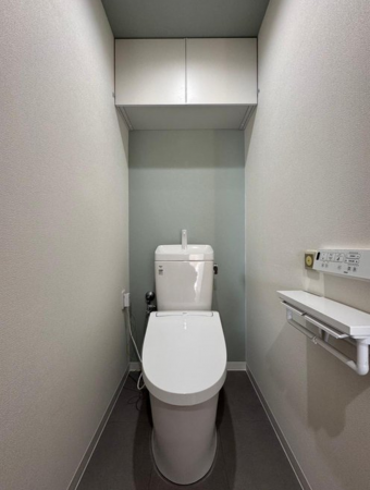 堺市堺区田出井町、マンションのトイレ画像です