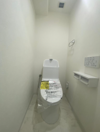 堺市堺区七道東町、マンションのトイレ画像です