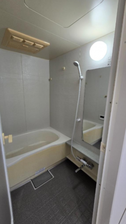 堺市堺区大浜北町、マンションの風呂画像です