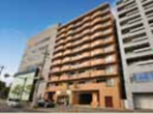 堺市堺区車之町西、マンションの外観画像です