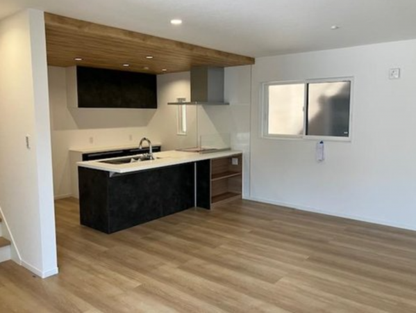 堺市堺区、新築一戸建てのキッチン画像です