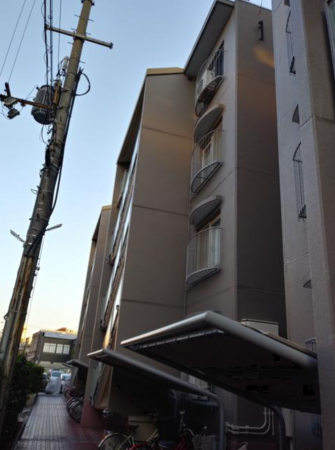 堺市堺区七道西町、マンションの外観画像です