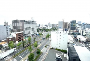 堺市堺区大町東、マンションの外観画像です