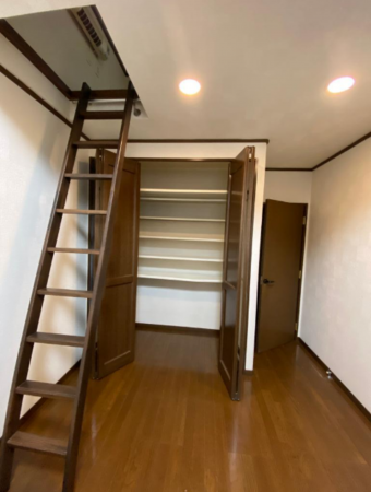 堺市堺区三宝町、中古一戸建ての内装画像です